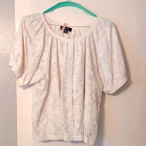 Karen KaneWhite Eyelet Women's Top Size Xl